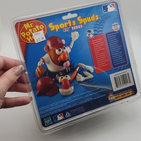 Hasbro Mr. Potato Head | MN Twins Sports Spuds - Picture 4 of 6
